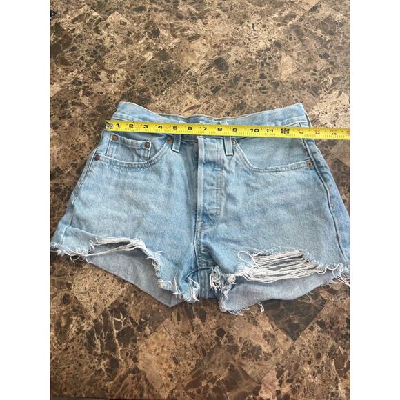 LEVI’S 501 SHORTS DENIM DISTRESSED PREMIUM SZ 26 GRUNGE RIPPED RUGGED AESTHETIC - Picture 16 of 16
